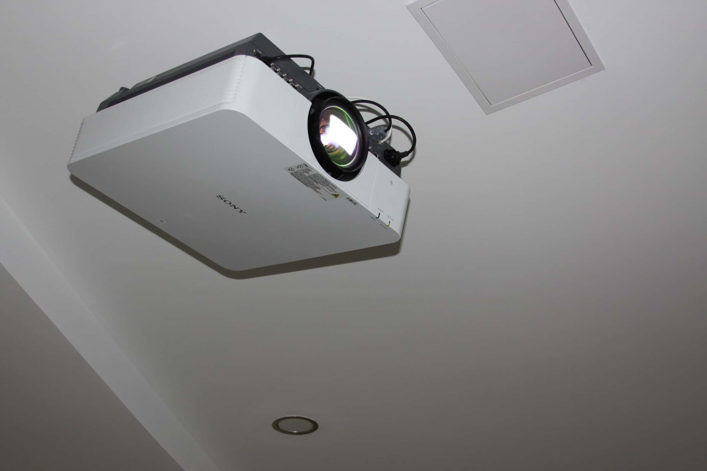 Аудиовизуальное оснащение музея - Министерство обороны  РК