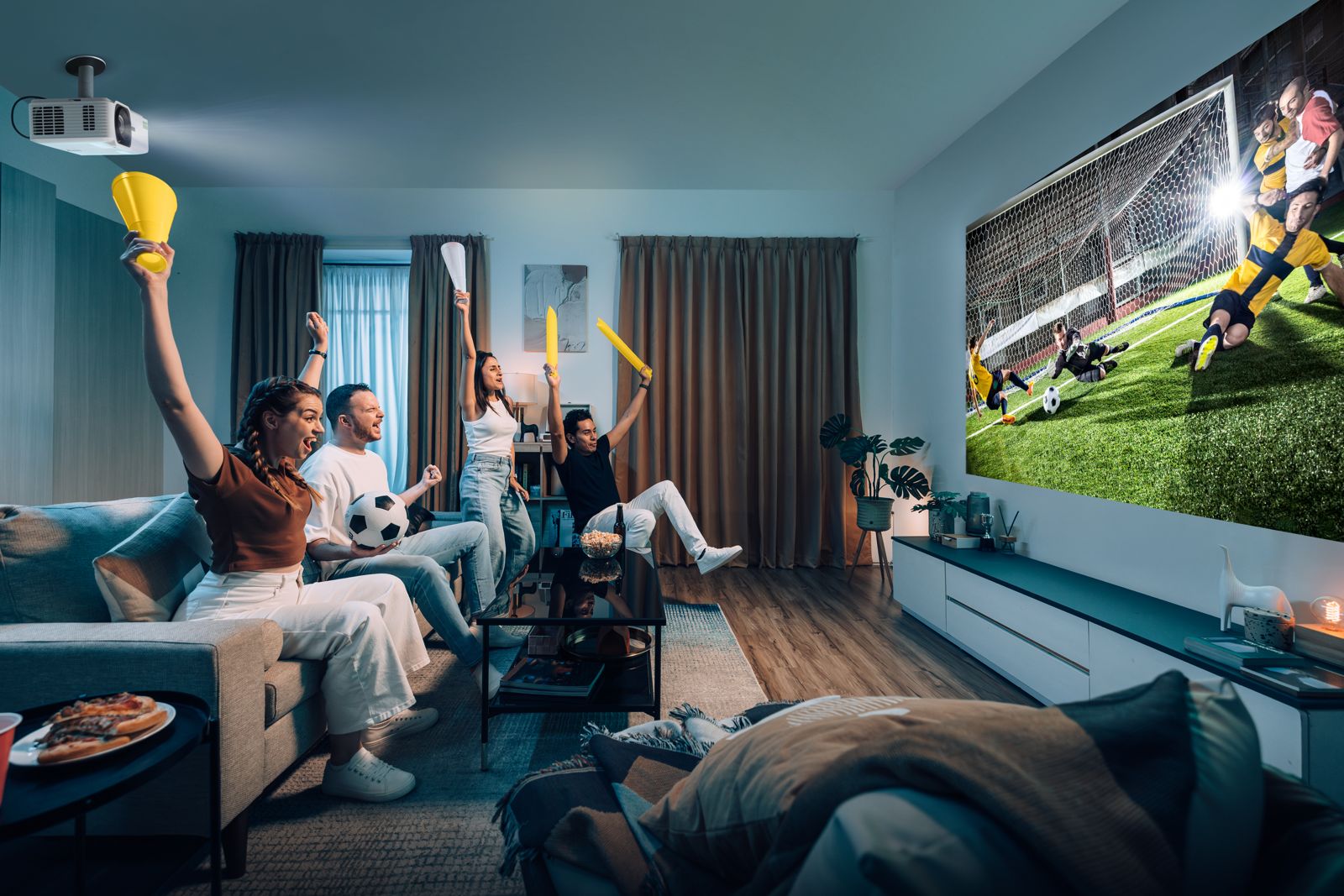 Проектор, заменяющий телевизор